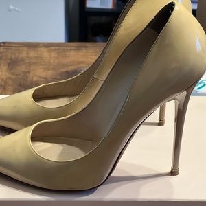 Jimmy Choo pumps